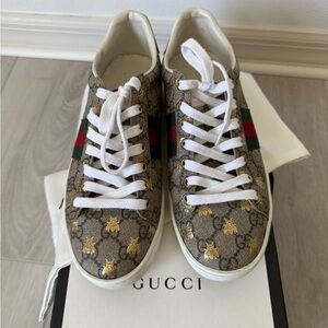 Gucci Women's Sneakers - Black and Cream